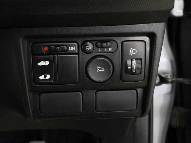 フリード ＧＬパッケージ　ワンオーナー　禁煙車　電動スライドドア　エクリプスナビゲーション　ＣＤ　リアカメラ　ＥＴＣ　電動格納ドアミラー（2枚目）
