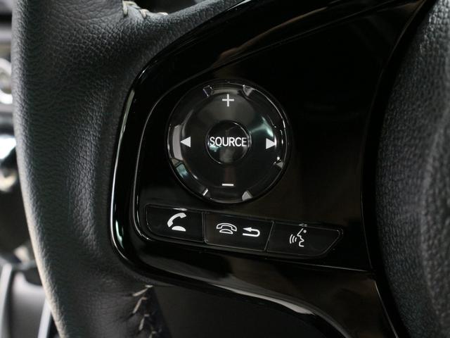 N-ONE プレミアム ワンオーナー 禁煙車 衝突軽減ブレーキ 障害物センサー 電子パーキングブレーキ シートヒーター ETC アイボリーパールツートン ステアリングリモコン オートクルーズ 純正アルミホイール(6枚目)