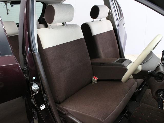 パッソ プラスハナ　禁煙車　エクリプスナビゲーション　ＣＤ録音　Ｂｌｕｅｔｏｏｔｈ　フルセグＴＶ　スマートキー　オートエアコン（32枚目）