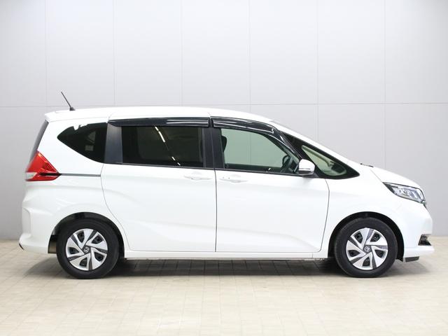フリード+ハイブリッド ハイブリッドG ワンオーナー 禁煙車 衝突軽減ブレーキ 両側電動スライドドア 前後ドライブレコーダー 8インチ純正ナビ DVD再生 CD フルセグTV Bluetooth リアカメラ ETC シートヒーター(17枚目)