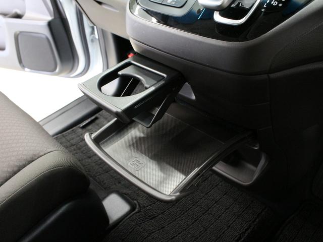 フリード+ハイブリッド ハイブリッドG ワンオーナー 禁煙車 衝突軽減ブレーキ 両側電動スライドドア 前後ドライブレコーダー 8インチ純正ナビ DVD再生 CD フルセグTV Bluetooth リアカメラ ETC シートヒーター(47枚目)