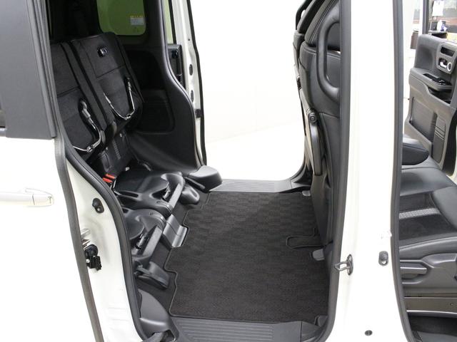 HONDA N-BOX CUSTOM L TURBO