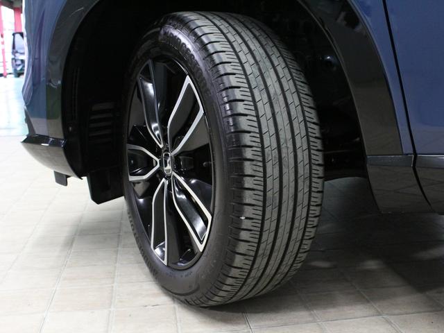 ヴェゼル ｅ：ＨＥＶＺ　弊社デモカー　プレミアムオーディオ　純正９インチコネクト対応ナビ　マルチビューカメラ　サイドカーテンエアバッグ　Ｂｌｕｅｔｏｏｔｈ　ワイヤレス充電器　パワーテールゲート　運転席助手席シートヒーター（12枚目）