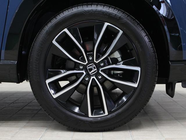 ヴェゼル ｅ：ＨＥＶＺ　弊社デモカー　プレミアムオーディオ　純正９インチコネクト対応ナビ　マルチビューカメラ　サイドカーテンエアバッグ　Ｂｌｕｅｔｏｏｔｈ　ワイヤレス充電器　パワーテールゲート　運転席助手席シートヒーター（17枚目）