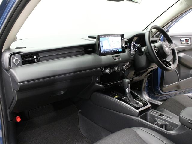 ヴェゼル ｅ：ＨＥＶＺ　弊社デモカー　プレミアムオーディオ　純正９インチコネクト対応ナビ　マルチビューカメラ　サイドカーテンエアバッグ　Ｂｌｕｅｔｏｏｔｈ　ワイヤレス充電器　パワーテールゲート　運転席助手席シートヒーター（29枚目）