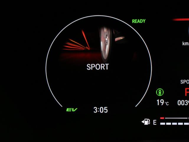 ヴェゼル ｅ：ＨＥＶＺ　弊社デモカー　プレミアムオーディオ　純正９インチコネクト対応ナビ　マルチビューカメラ　サイドカーテンエアバッグ　Ｂｌｕｅｔｏｏｔｈ　ワイヤレス充電器　パワーテールゲート　運転席助手席シートヒーター（71枚目）