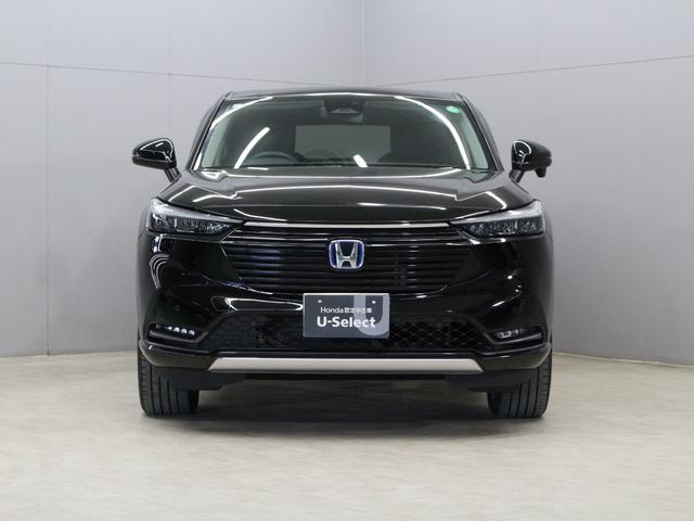 ヴェゼル ｅ：ＨＥＶＺ　ワンオーナー　９インチコネクトナビ　電子制御パーキングブレーキ　シートヒーター　デュアルエアコン　サイドカーテンエアバッグ　Ｂｌｕｅｔｏｏｔｈ　ワイヤレス充電器　ハンズフリーアクセスパワーテールゲート（15枚目）