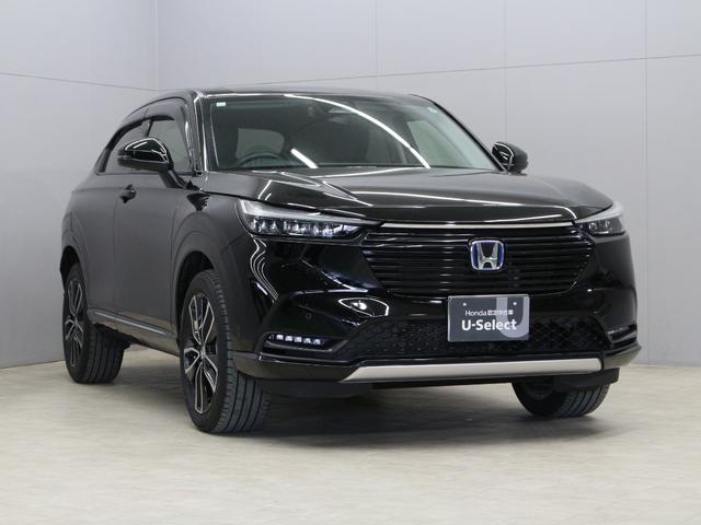 ヴェゼル ｅ：ＨＥＶＺ　ワンオーナー　９インチコネクトナビ　電子制御パーキングブレーキ　シートヒーター　デュアルエアコン　サイドカーテンエアバッグ　Ｂｌｕｅｔｏｏｔｈ　ワイヤレス充電器　ハンズフリーアクセスパワーテールゲート（16枚目）