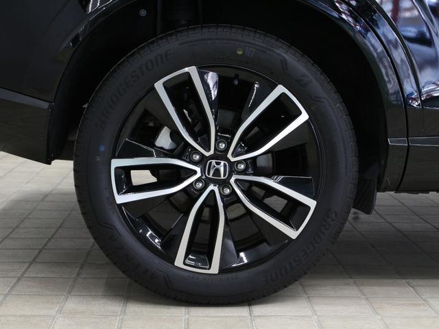 ヴェゼル ｅ：ＨＥＶＺ　ワンオーナー　９インチコネクトナビ　電子制御パーキングブレーキ　シートヒーター　デュアルエアコン　サイドカーテンエアバッグ　Ｂｌｕｅｔｏｏｔｈ　ワイヤレス充電器　ハンズフリーアクセスパワーテールゲート（19枚目）