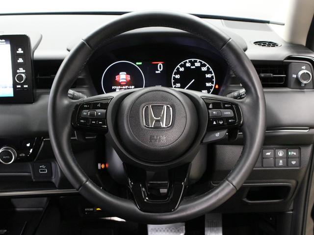 ヴェゼル ｅ：ＨＥＶＺ　ワンオーナー　９インチコネクトナビ　電子制御パーキングブレーキ　シートヒーター　デュアルエアコン　サイドカーテンエアバッグ　Ｂｌｕｅｔｏｏｔｈ　ワイヤレス充電器　ハンズフリーアクセスパワーテールゲート（29枚目）