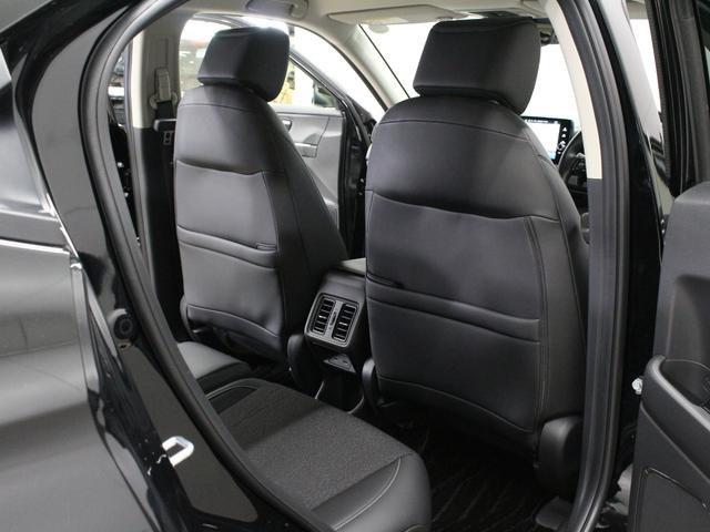 ヴェゼル ｅ：ＨＥＶＺ　ワンオーナー　９インチコネクトナビ　電子制御パーキングブレーキ　シートヒーター　デュアルエアコン　サイドカーテンエアバッグ　Ｂｌｕｅｔｏｏｔｈ　ワイヤレス充電器　ハンズフリーアクセスパワーテールゲート（32枚目）