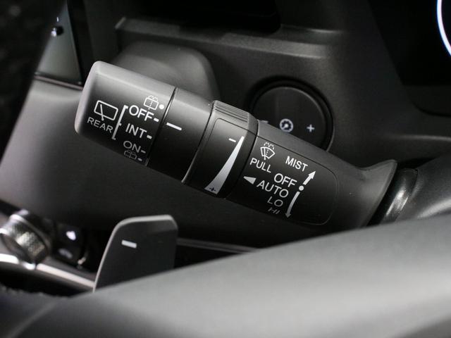 ヴェゼル ｅ：ＨＥＶＺ　ワンオーナー　９インチコネクトナビ　電子制御パーキングブレーキ　シートヒーター　デュアルエアコン　サイドカーテンエアバッグ　Ｂｌｕｅｔｏｏｔｈ　ワイヤレス充電器　ハンズフリーアクセスパワーテールゲート（49枚目）