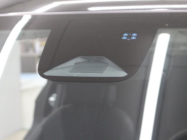 ヴェゼル ｅ：ＨＥＶＺ　ワンオーナー　９インチコネクトナビ　電子制御パーキングブレーキ　シートヒーター　デュアルエアコン　サイドカーテンエアバッグ　Ｂｌｕｅｔｏｏｔｈ　ワイヤレス充電器　ハンズフリーアクセスパワーテールゲート（53枚目）