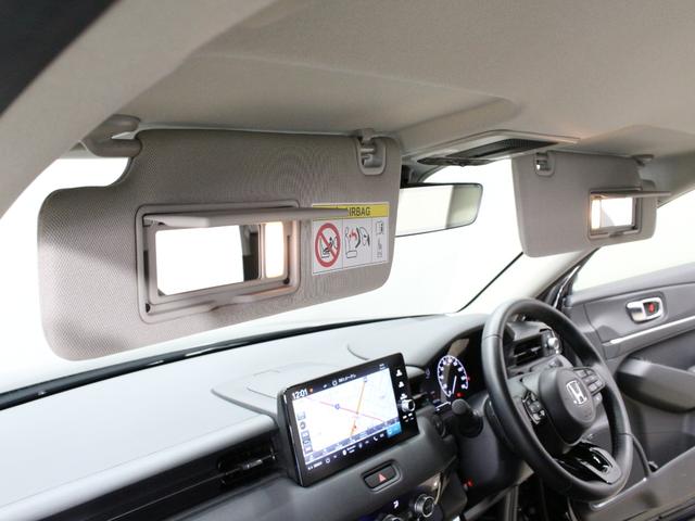 ヴェゼル ｅ：ＨＥＶＺ　ワンオーナー　９インチコネクトナビ　電子制御パーキングブレーキ　シートヒーター　デュアルエアコン　サイドカーテンエアバッグ　Ｂｌｕｅｔｏｏｔｈ　ワイヤレス充電器　ハンズフリーアクセスパワーテールゲート（54枚目）