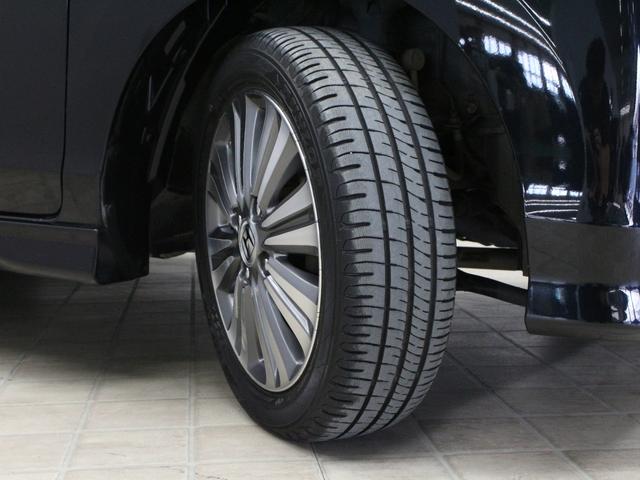 ライフ ディーバスマートスタイル　純正メモリーナビ　スマートキー　純正１５インチＡＷ　フルオートエアコン　運転席ハイトアジャスター　ディスチャージヘッドライト　フォグライト　ベンチシート　リアカメラ（8枚目）