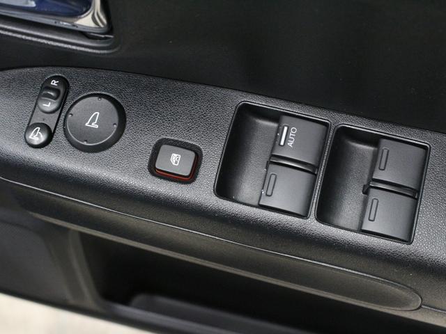 ライフ ディーバスマートスタイル　純正メモリーナビ　スマートキー　純正１５インチＡＷ　フルオートエアコン　運転席ハイトアジャスター　ディスチャージヘッドライト　フォグライト　ベンチシート　リアカメラ（46枚目）