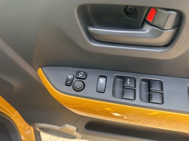 �p���[�E�B���h�E�̃X�C�b�`�ł���B�^�]�Ȃɋ��Ȃ��瑋���J���߂̃R���g���[���ł��܂���B