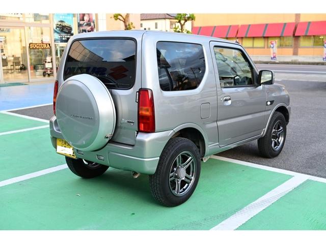 ジムニー ランドベンチャー　５ＭＴ　ワンオーナー　禁煙車　自社メンテナンス車両　シートヒーター　キーレス　電動格納ミラー　ステアリングスイッチ（7枚目）