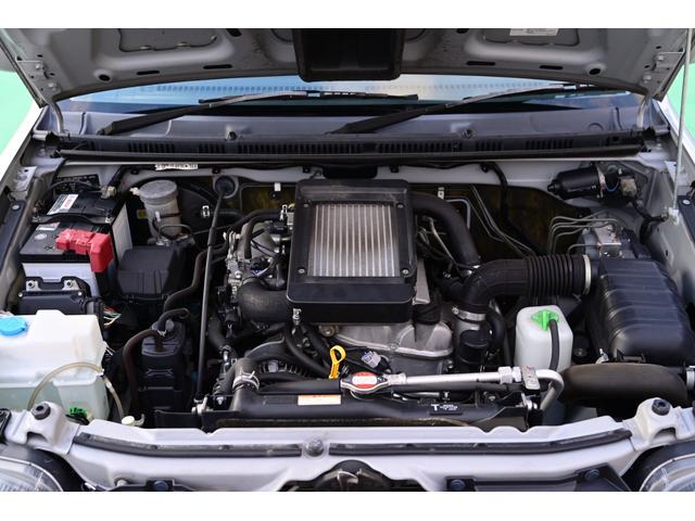 ジムニー ランドベンチャー　５ＭＴ　ワンオーナー　禁煙車　自社メンテナンス車両　シートヒーター　キーレス　電動格納ミラー　ステアリングスイッチ（20枚目）