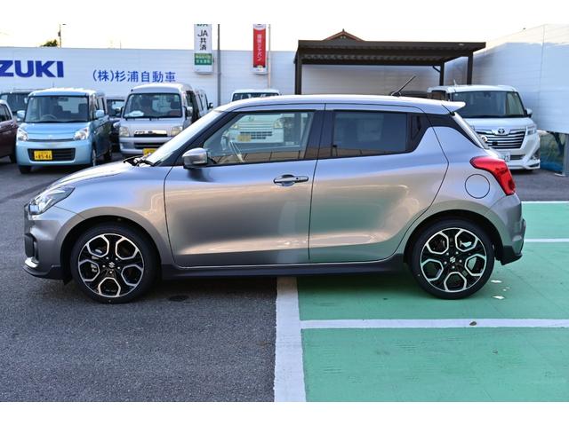 スイフトスポーツ ベースグレード 6MT メーカー保証 新品タイヤ 新品ナビ 新品ETC 新品バックカメラ 新品フロアマット アップルカープレイ アンドロイドオート 衝突被害軽減ブレーキ 横滑り防止システム 追従式クルーズコントロール(10枚目)