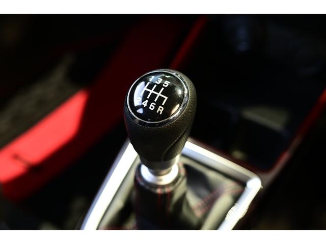スイフトスポーツ ベースグレード 6MT メーカー保証 新品タイヤ 新品ナビ 新品ETC 新品バックカメラ 新品フロアマット アップルカープレイ アンドロイドオート 衝突被害軽減ブレーキ 横滑り防止システム 追従式クルーズコントロール(38枚目)