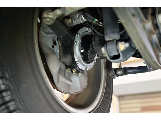 令和７年３月にキングピンやオイルシール等々交換済み！ここを直しておかないとジャダー現象が出てしまいます