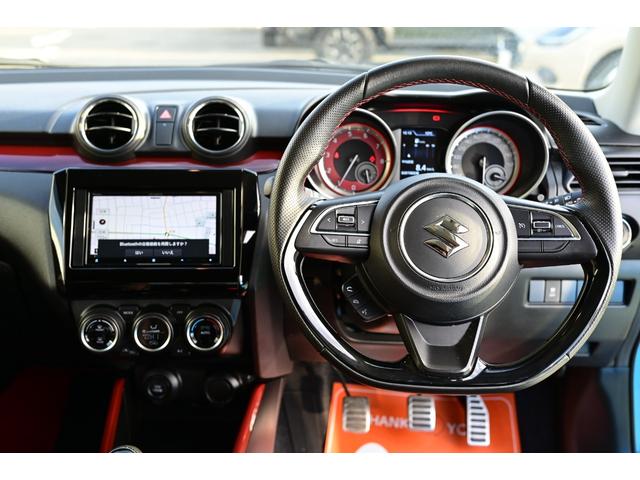 スイフトスポーツ ベースグレード 6MT メーカー保証 新品タイヤ ユーザー様買取車両 Bluetooth 安全カメラ無し LEDライト シートヒーター ナビ ドラレコ ETC バックカメラ 横滑り防止システム(3枚目)