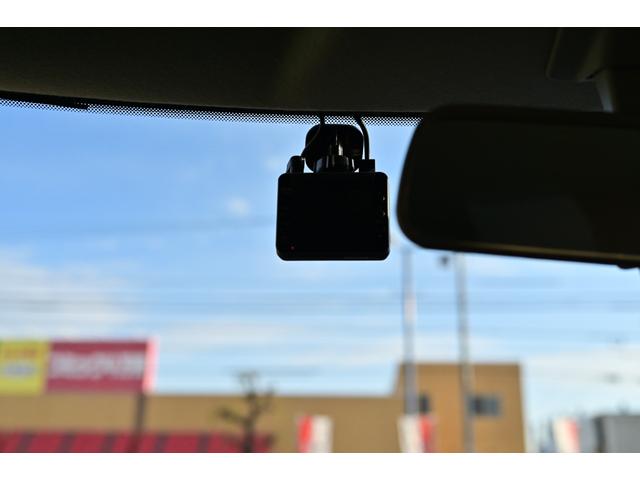 スイフトスポーツ ベースグレード 6MT メーカー保証 新品タイヤ ユーザー様買取車両 Bluetooth 安全カメラ無し LEDライト シートヒーター ナビ ドラレコ ETC バックカメラ 横滑り防止システム(43枚目)