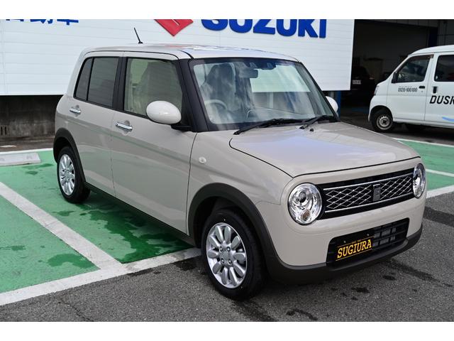 アルトラパン Ｘ　届出済未使用　メーカー保証　純正ディスプレイオーディオ装着車　２トーンカラー　フロアマット付き　アップルカープレイ　アンドロイドオート　シートヒーター　衝突被害軽減ブレーキ　障害物センサー　５型（5枚目）