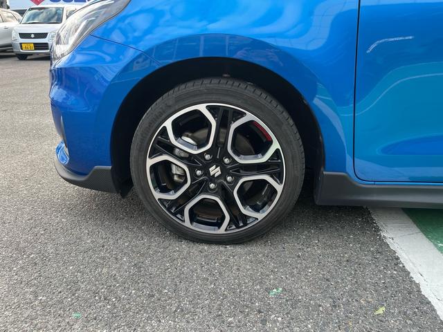 スイフトスポーツ ベースグレード ベースグレード 6速マニュアル パーキングアシスト 全方位カメラパッケージ装着車 純正ナビ ビルトインETC タイヤ新品 バッテリー新品(13枚目)