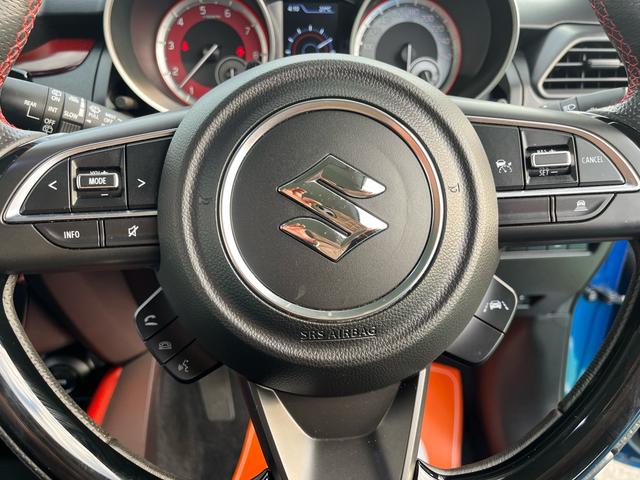 スイフトスポーツ ベースグレード ベースグレード 6速マニュアル パーキングアシスト 全方位カメラパッケージ装着車 純正ナビ ビルトインETC タイヤ新品 バッテリー新品(24枚目)