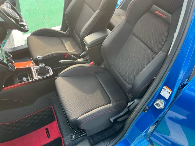 スイフトスポーツ ベースグレード ベースグレード 6速マニュアル パーキングアシスト 全方位カメラパッケージ装着車 純正ナビ ビルトインETC タイヤ新品 バッテリー新品(29枚目)