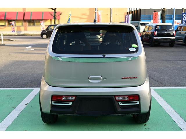 アルトワークス ベースグレード　４ＷＤ　５ＭＴ　レカロシート　ターボ　ローダウン　ダウンサス　ＫＹＢショック　純正ＡＷ　新品タイヤ　革巻きステアリング　フォグランプ　ＨＩＤヘッドライト　オートエアコン　スマートキー　スタッドレス付き（8枚目）