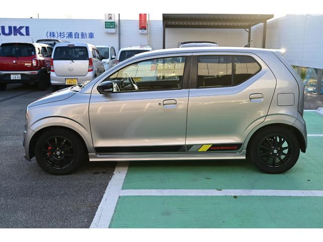 アルトワークス ベースグレード　４ＷＤ　５ＭＴ　レカロシート　ターボ　ローダウン　ダウンサス　ＫＹＢショック　純正ＡＷ　新品タイヤ　革巻きステアリング　フォグランプ　ＨＩＤヘッドライト　オートエアコン　スマートキー　スタッドレス付き（10枚目）