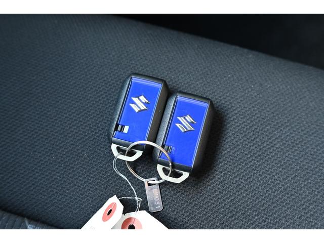 ハイブリッドＸ　全方位カメラ装着車　パナソニック製８インチナビ　Ｂｌｕｅｔｏｏｔｈ　リヤコーナーセンサー　シートヒーター　スマートキー　ＬＥＤオートライト　衝突被害軽減ブレーキ　スズキセーフティサポート（画像38）