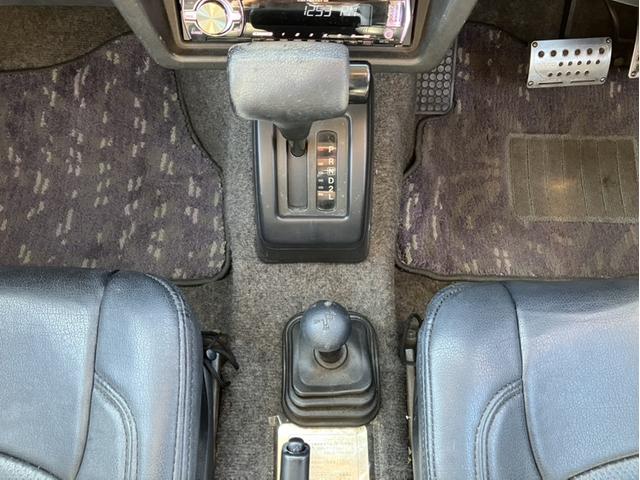 ジムニー ランドベンチャー 4WD/ターボ車/オートマ/ウッドハンドル(12枚目)