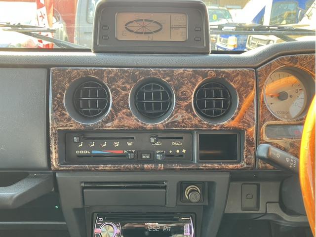 ジムニー ランドベンチャー 4WD/ターボ車/オートマ/ウッドハンドル(15枚目)