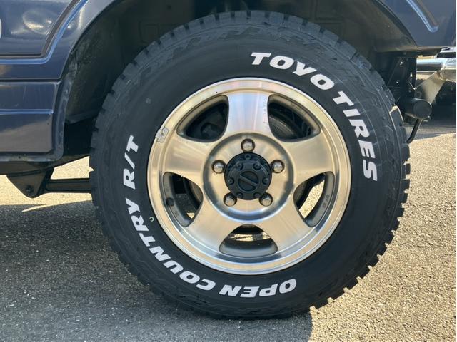 ジムニー ランドベンチャー 4WD/ターボ車/オートマ/ウッドハンドル(33枚目)