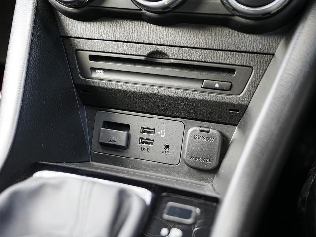 �b�c�^�c�u�c�̂ق��A�t�r�a�ڑ��|�[�g�ɂ`�t�w�[�q�𑕔����Ă��܂��B�X�}�[�g�t�H����~���[�W�b�N�v���[���[�Ȃǂ̐ڑ��ɍœK�ł��B�������u���[�g�D�[�X�ڑ��ɂ��Ή����Ă��܂��I