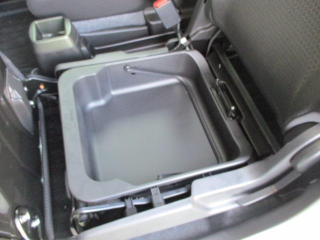 フレアクロスオーバー ＺＳ　衝突被害軽減システム　アダプティブクルーズコントロール　全周囲カメラ　オートマチックハイビーム　シートヒーター　オートライト　ＬＥＤヘッドランプ　展示・試乗車（14枚目）