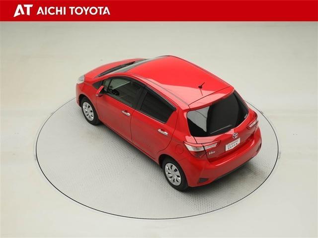 ヴィッツ Ｆ　セーフティーエディションＩＩ　衝突軽減ブレーキ　ＥＴＣ車載器　マニュアルエアコン　ＥＳＣ　盗難防止システム　ＡＵＸ　バックカメラ　スマートキー　ワンオーナー　ナビ＆ＴＶ　Ｗエアバッグ　パワーウィンドウ　ＡＢＳ　ドライブレコーダー（12枚目）