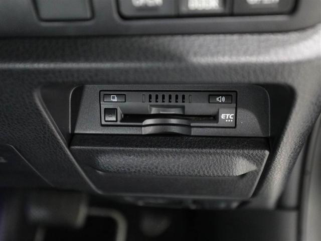 エスクァイア ハイブリッドＧｉ　プレミアムパッケージ　地上デジタル　衝突被害軽減　ＬＥＤライト　１オナ　Ｂカメラ　クルコン　スマートキー　エアロ　メモリナビ　ナビ＆ＴＶ　キーレス　ドラレコ　盗難防止装置　ＤＶＤ再生　ＡＢＳ　３列シート　ＥＴＣ　アルミ（26枚目）