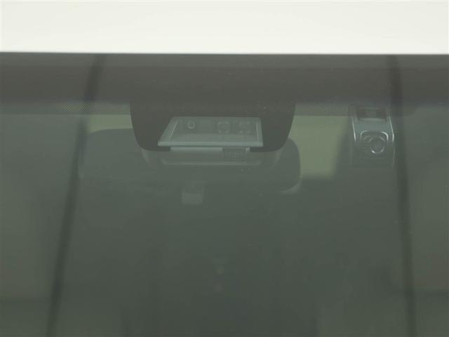 進化を続けるトヨタの予防安全パッケージ「トヨタセーフティセンス」＆ドラレコを装備しています。※ドライブレコーダーに記録媒体（ＳＤカード等）は付属しておりません。