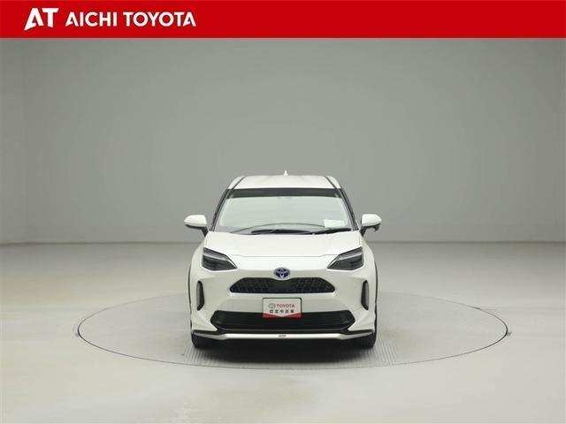 ヤリスクロス ハイブリッドＺ　ドライブレコーダ　インテリジェントキー　アルミホイル　ＬＥＤライト　１オ－ナ－　リアカメラ　クルーズコントロール　横滑り防止システム　ナビＴＶ　メモリーナビゲーション　電動シ－ト　パワステ　キーフリー（9枚目）