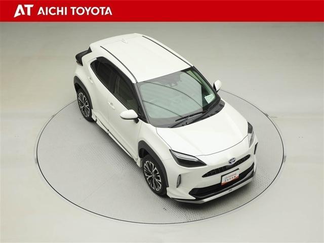 ヤリスクロス ハイブリッドＺ　ドライブレコーダ　インテリジェントキー　アルミホイル　ＬＥＤライト　１オ－ナ－　リアカメラ　クルーズコントロール　横滑り防止システム　ナビＴＶ　メモリーナビゲーション　電動シ－ト　パワステ　キーフリー（16枚目）