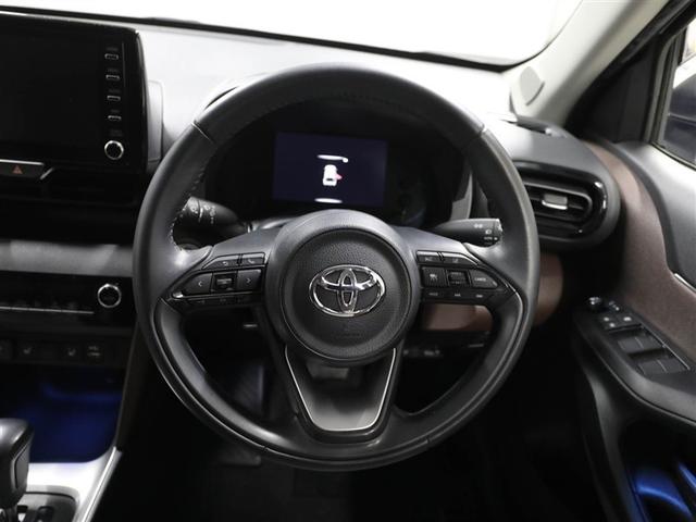 ヤリスクロス ハイブリッドＺ　ドライブレコーダ　インテリジェントキー　アルミホイル　ＬＥＤライト　１オ－ナ－　リアカメラ　クルーズコントロール　横滑り防止システム　ナビＴＶ　メモリーナビゲーション　電動シ－ト　パワステ　キーフリー（24枚目）