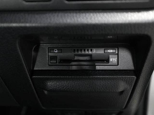 ヴォクシー ハイブリッドZS 煌III 地デジTV リヤカメラ 1オナ車 Wエアコン スマートキー ミュージックプレイヤー接続可 DVD再生可 クルコン VSC キーレス アルミホイール ナビ&TV LEDヘッドランプ ETC 3列シート(26枚目)