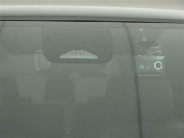 ヴォクシー ハイブリッドS-Z パワーウィンドウ テレビ DVD再生機能 インテリキー 横滑防止装置 地デジTV アクティブクルーズコントロール 1オナ フルオートエアコン リアカメラ エアバッグ ABS 100V充電 WAC PS(29枚目)