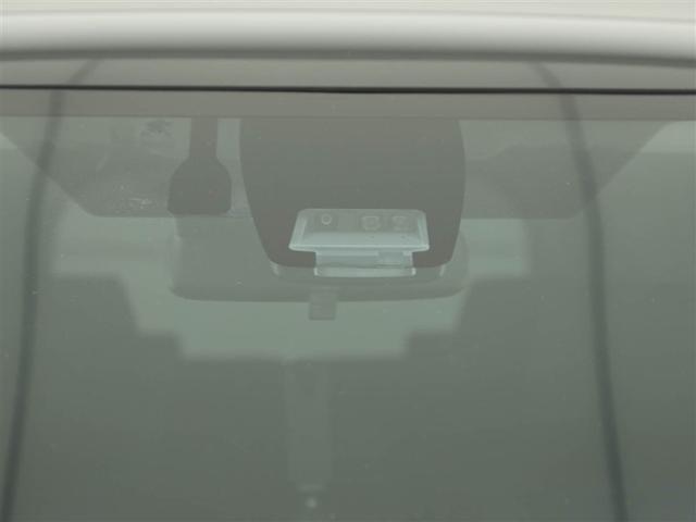 ヴォクシー ハイブリッドＺＳ　煌ＩＩ　電動両側スライドドア　パワーステアリング　ＤＶＤ再生可　リアクーラー　スマキー　ＡＵＸ　横滑防止　１オーナー　Ｗエアバック　ＡＡＣ　ＬＥＤランプ　エアバッグ　盗難防止装置　アルミホイール　３列シート（27枚目）