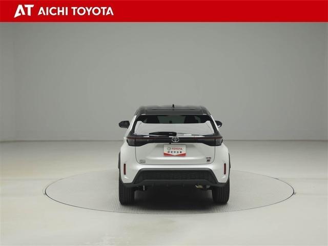 ヤリスクロス ハイブリッド　ＧＲスポーツ　ワンオーナー車　衝突軽減　オートクルーズコントロール　ＬＥＤヘッド　Ｂカメラ　キーレス　スマートキー　イモビライザー　オートエアコン　横滑り防止装置　ミュージックプレイヤー接続可　ＥＴＣ（5枚目）